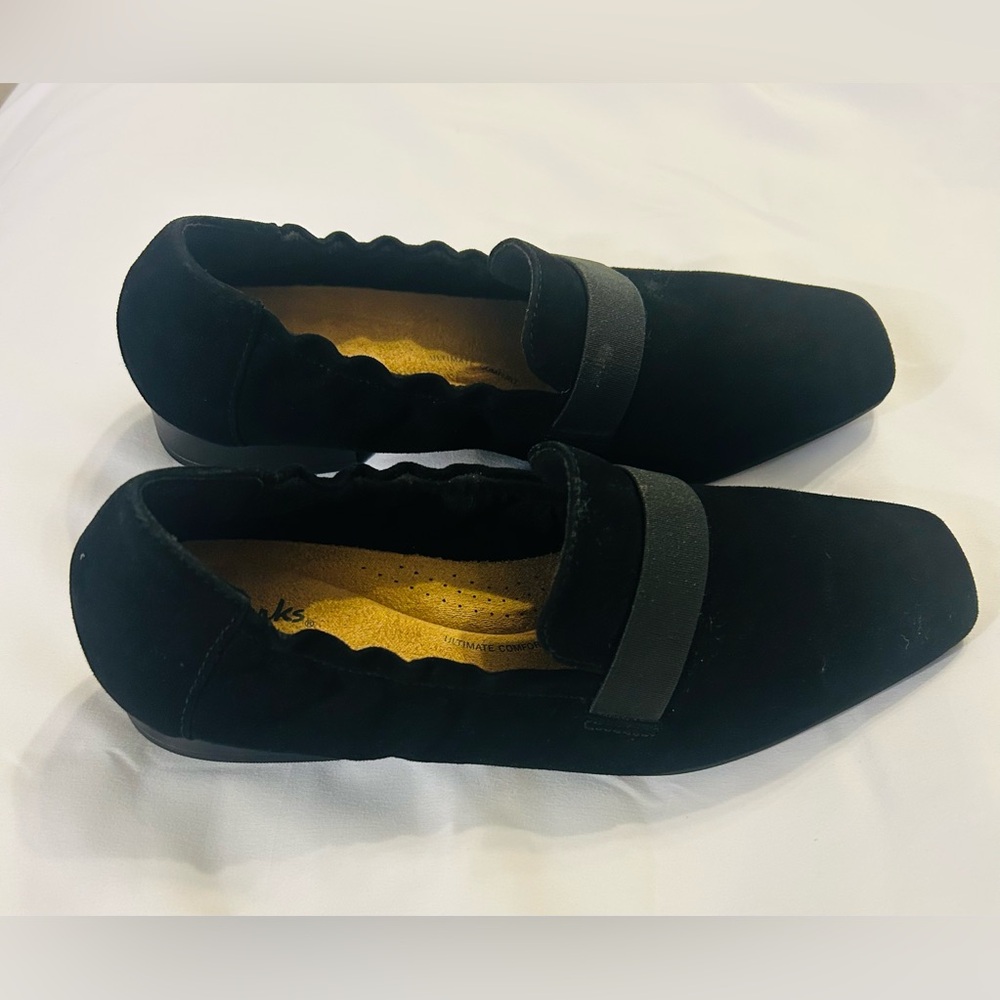 Clarks Black Suede Slip-On Tilmont Eve Penny Loafers   New Without Box